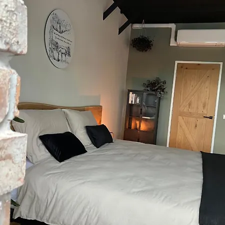 Havenzicht Bed and breakfast 3*